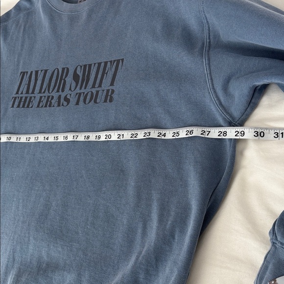 Taylor Swift The Eras Tour Comfort Colors Blue Crewneck Sweater 3XL Oversized - Picture 7 of 10